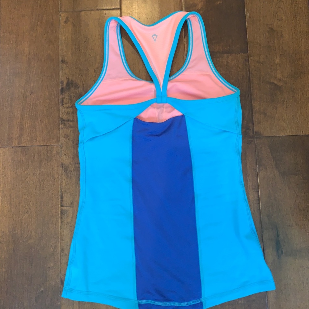 Iviva sporty tank!